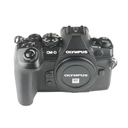 Olympus E-M1 Mark II black...