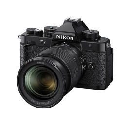 Nikon Zf + Z 24-70 F4 S