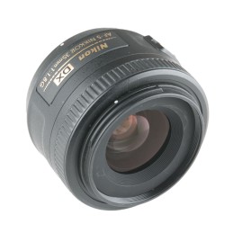 Nikon 35 mm F1,8G AF-S DX...