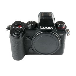 Panasonic Lumix S5 usata...