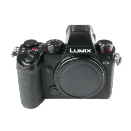 Panasonic Lumix S5 usata...