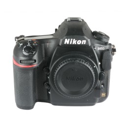 Nikon D850 con 45.519...