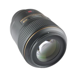 Nikon 105 mm F2,8 D AF-S VR...