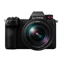Panasonic Lumix S1 II +...