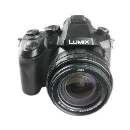 Panasonic FZ2000 usata cod....