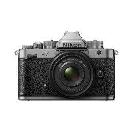Nikon Zf Silver + Z 40 F2...