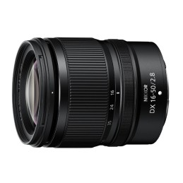 Nikon 16-50 F2,8 VR DX...