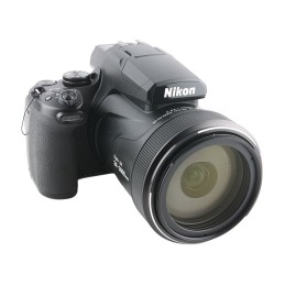 Nikon Coolpix P1100 usato...