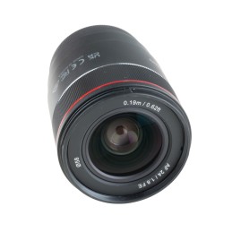 Samyang 24 mm F1,8 AF per...