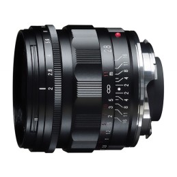 Voigtlander 28 mm F2 Apo...