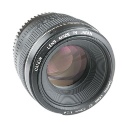 Canon EF 50 mm F1,4 USM...