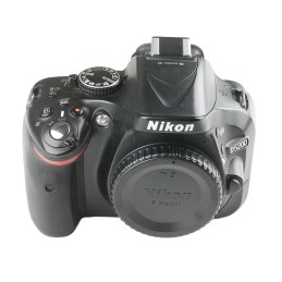 Nikon D5200 corpo usato...