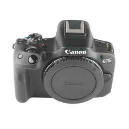 Canon EOS R50 usata 900...