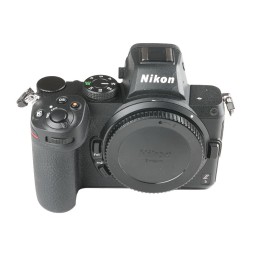 Nikon Z5 usata 1.862 scatti...