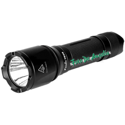 Fenix TK09 Torcia led 900...