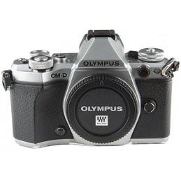 Olympus OM-D  E-M5 mark II...