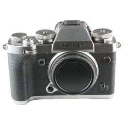 Fujifilm X-T3 silver usata...