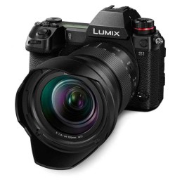 Panasonic LUMIX DC-S1...