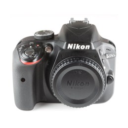 Nikon D3300 corpo usato...