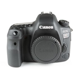 Canon EOS 6D mark II corpo...