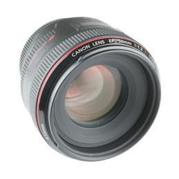 Canon 50 F1,2 EF-L USM...