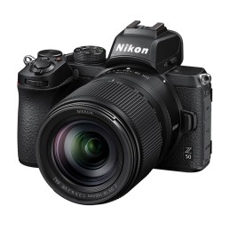 Nikon Z50 + Z DX 18-140 VR