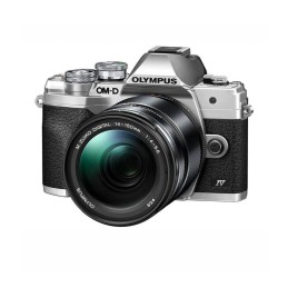 Olympus OM-D E-M10 Mark IV...