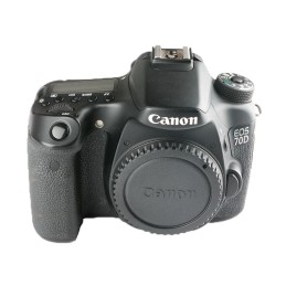 Canon Eos 70D usata 23.960...